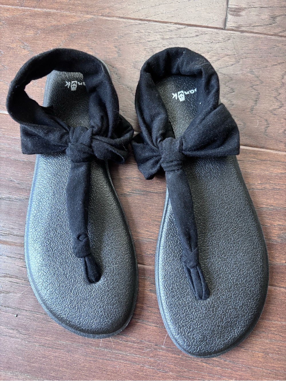 Sanuk Black Yoga Sling Sandals 8